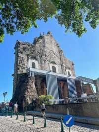 เที่ยวประตูโบสถ์เซนต์ปอล - Ruins of St Paul’s