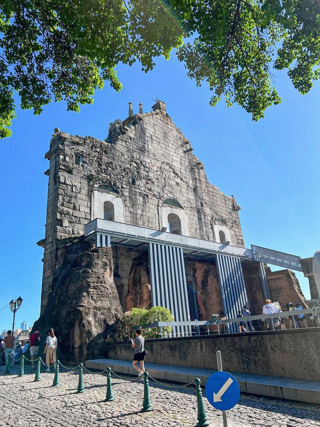 เที่ยวประตูโบสถ์เซนต์ปอล - Ruins of St Paul’s เที่ยวประตูโบสถ์เซนต์ปอล - Ruins of St Paul’s