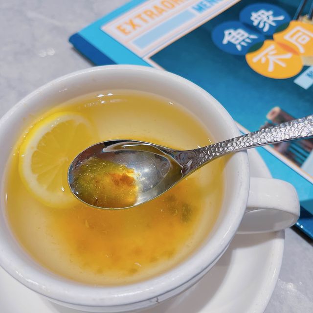 花膠濃湯雞煲有驚喜😋😋
