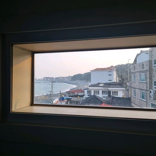 오션뷰 즐기며 맛있는 조식과 가족탕 울산 이리제펜션