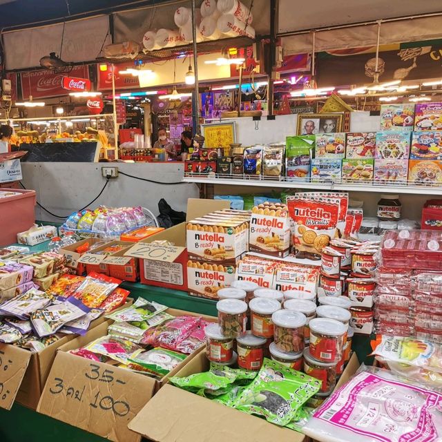ตลาดนัดชื่อดังย่านนทบุรี​  