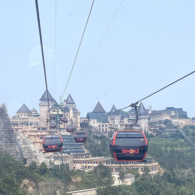 Ba Na Hills นั่งกระเช้าท่ามกลางสายหมอก