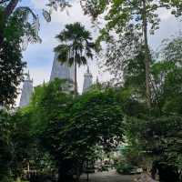 เที่ยวชมความสวยงาม..วัดเขารูปช้าง..ปาดังเบซาร์