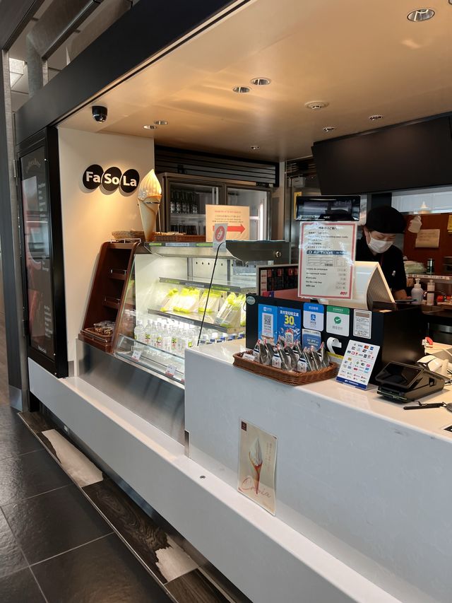 【成田空港】第二ターミナルのカフェ
