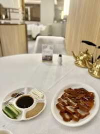 《鴨大哥》酥香片皮鴨