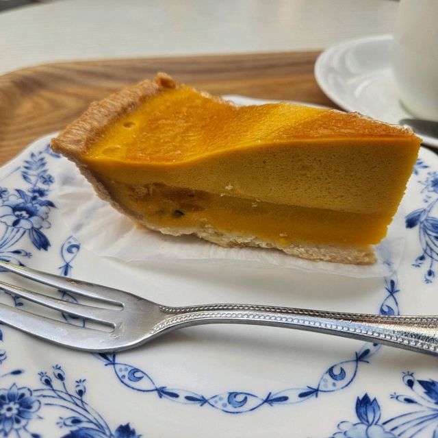 Autumn chillax time at Doutor cafe, Jiyugaoka