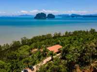 คาเฟ่ชิล วิวทะเลสวย “อ่าวลึก โอเชี่ยนวิว” กระบี่