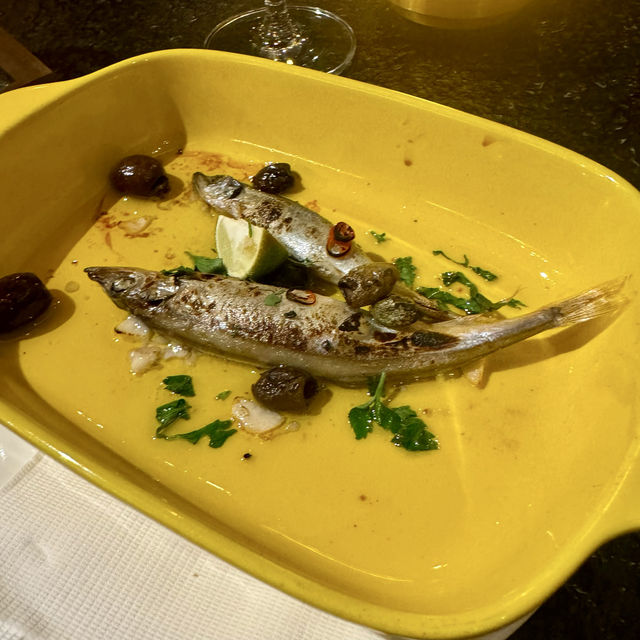 簡單又舒適的西餐廳 簡單又舒適的西餐廳