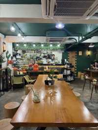 📍屯門｜村裡的綠色小屋🛖寵物友善咖啡店