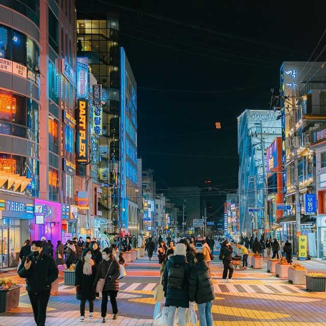 Beautiful Hongdae Street View