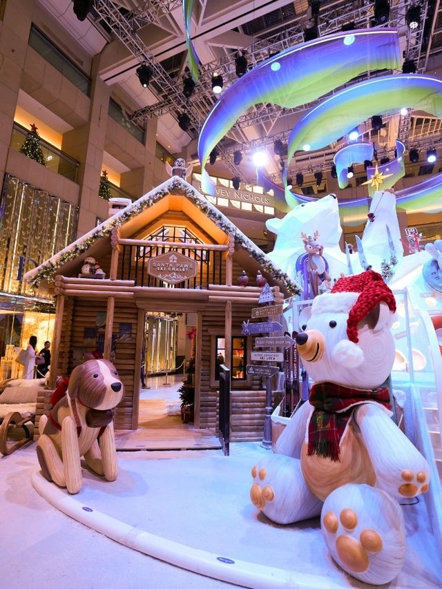 香港聖誕裝飾 | 置地廣場「北極熊雪山」