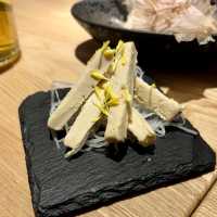 【大阪・東梅田】こだわり料理を楽しめる立ち飲み屋「立呑みRouji」