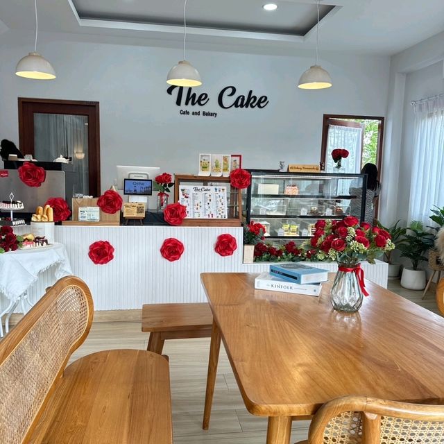   The Cake​ Cafe&Bakery