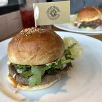 【東京🗼】ミシュラン星持ち店監修の大人気バーガーショップ🍔