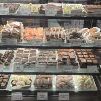 Kandos Chocolate Shop and Sri Lanka food