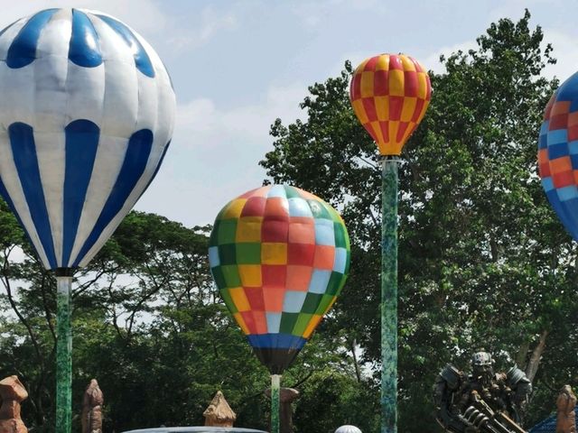 พามาคาเฟ่ดู Balloon ที่ศรีราชา