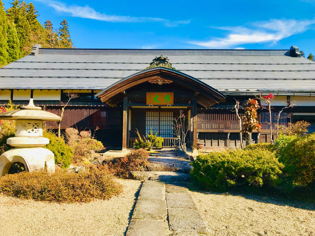 A city surrounded with temples and shrines🇯🇵