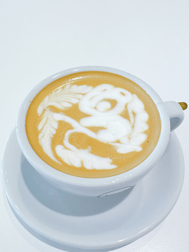 [召集咖啡控] 純白cafe，必點拉花咖啡！