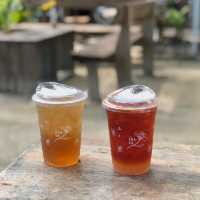 ร้านผกา Phaka ☕️