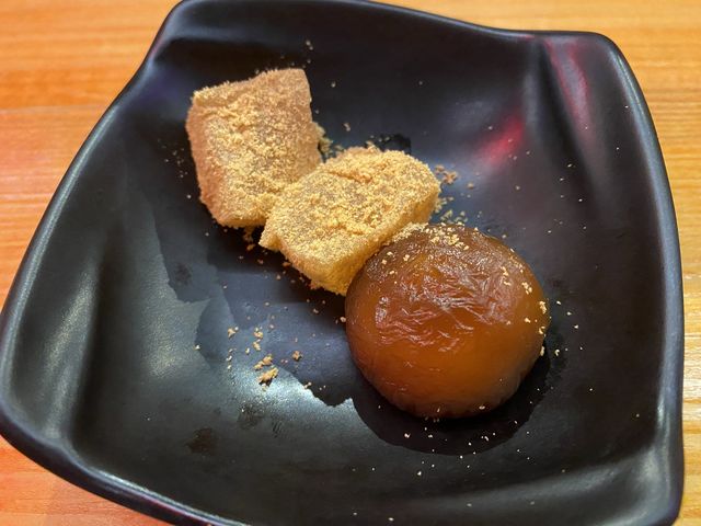 荃灣海之戀商場內的肚餓猴子🐒