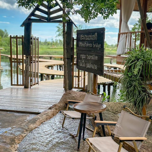 บ้านนานาชาติ Coffee & English Camp