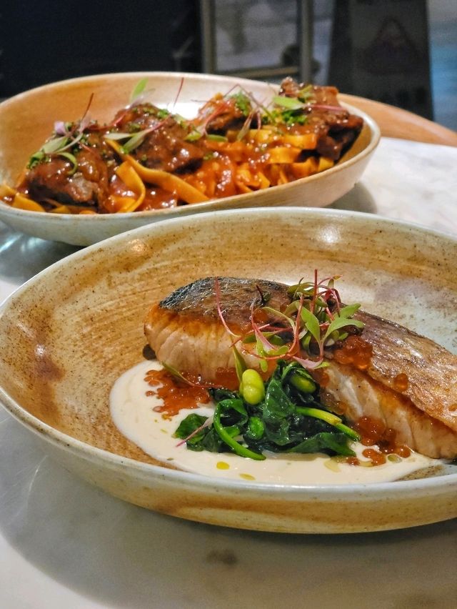 尖沙咀樓上西餐廳食精緻菜色