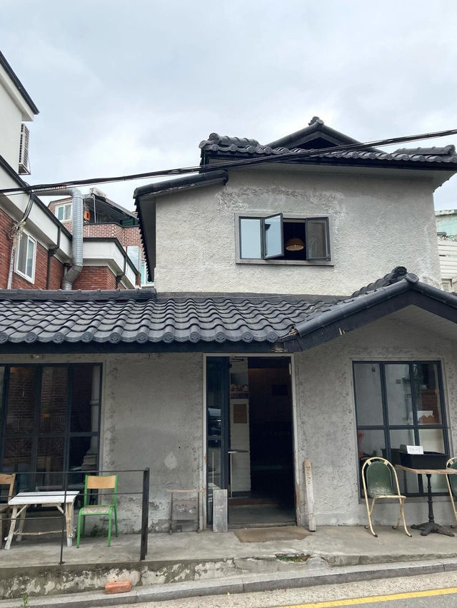 ソウル《西村》旅の途中、静かに過ごしてみたいカフェ