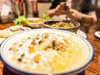 女人街食飯公司 Ladies Street Sik Faan Co.