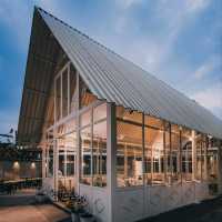 FRESH BREW | NEW GLASSHOUSE COFFEE SHOP