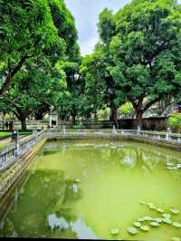 An extraordinary tour to the first National University of Vietnam 