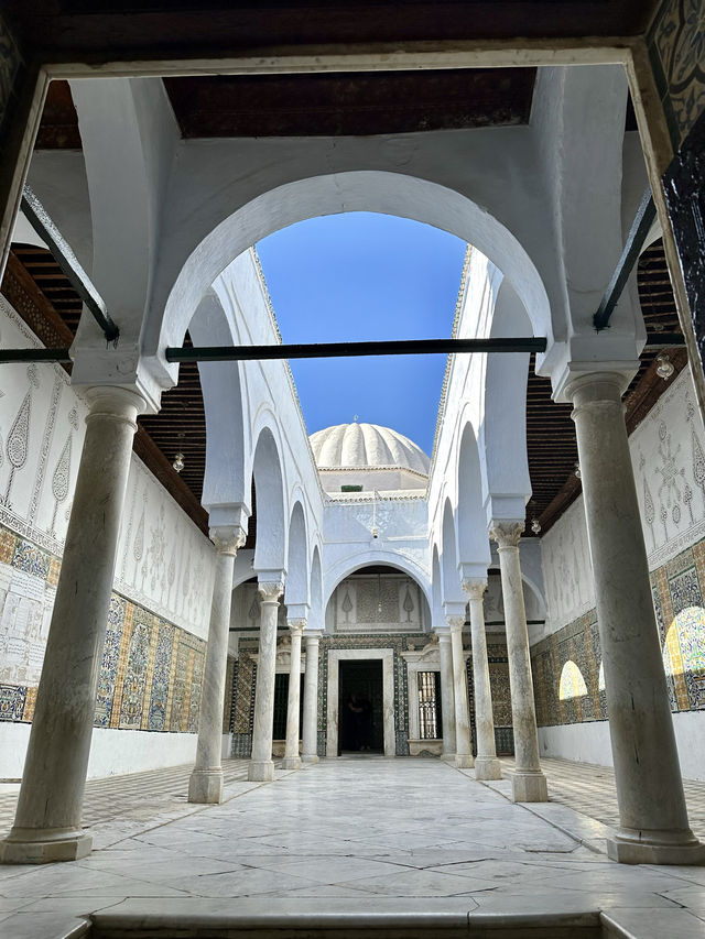 🕌 Explore the Sacred Barber Mosque in Kairouan 