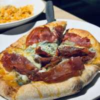 🍕California Pizza Kitchen 