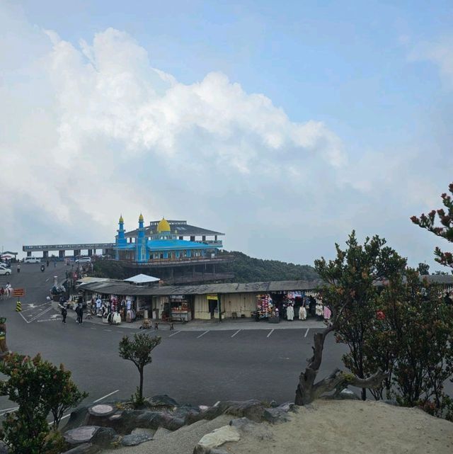 Bandung With View : Tangkuban Perahu : Horse Ride
