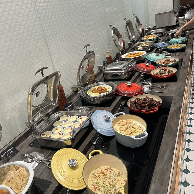 華麗盛宴自助晚餐- 六國酒店🏨