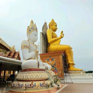 Wat Nong Phong Nok