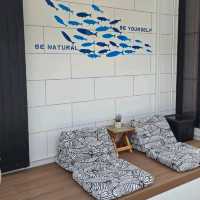 Mantaray Cafe Huahin คาเฟ่ริมทะเล