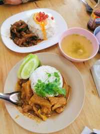 ก๋วยเตี๋ยวเนื้อนายหมี เชฟกะทะเหล็ก 