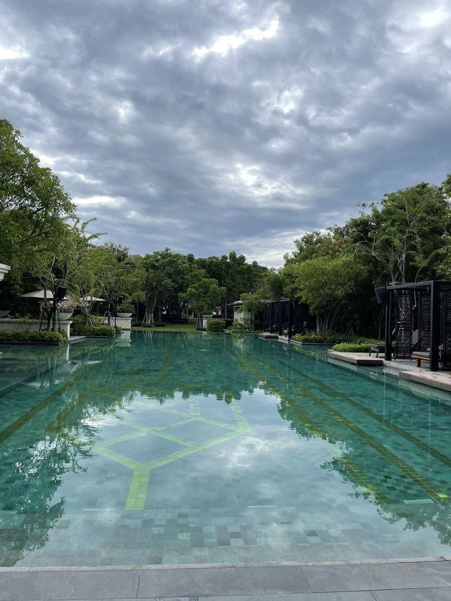 พักผ่อนที่ Baba Beach Club Hua Hin by Sri panwa