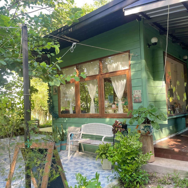 The Early Cafe