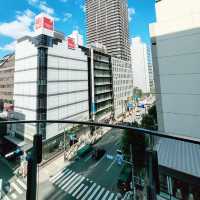 轉角露台超開揚！極chill大阪本町都城市酒店