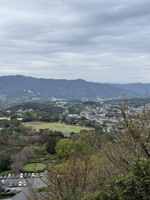 リフトに乗って山頂へ！そこでまつのは超絶景！ 