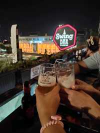 Swing Bar บาร์ลับย่านเสาชิงช้า