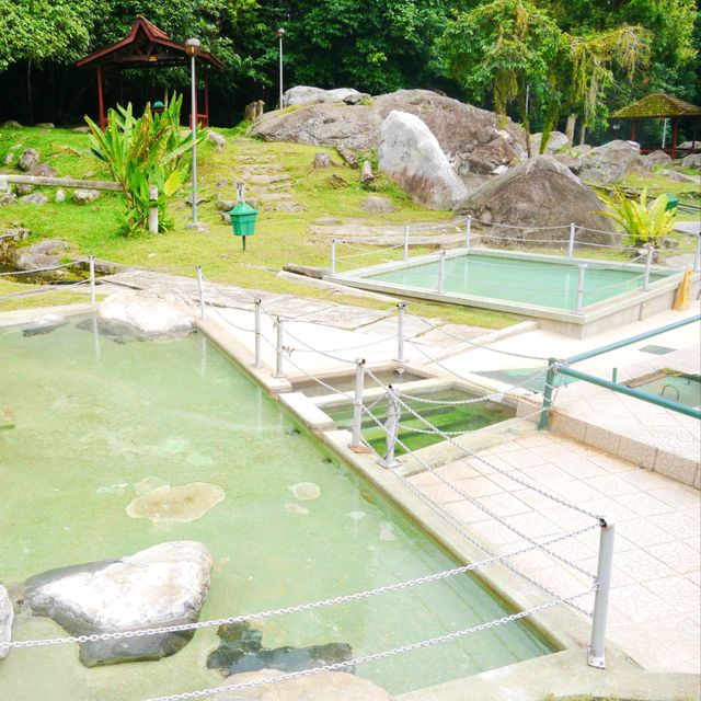 マレーシア・ボルネオ島旅行記✨ポーリン温泉