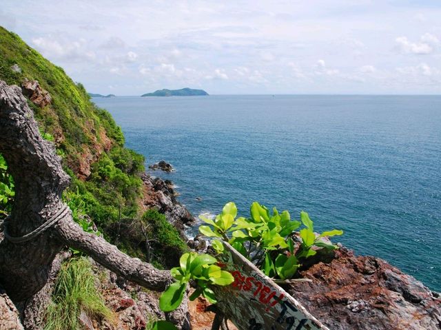 จุดชมวิวเกาะขาม เกาะขาม สัตหีบ ชลบุรี