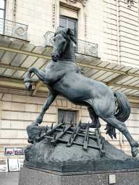 Musée d’Orsay: A Masterpiece of Art and History