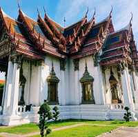 泰國曼谷著名歷史古跡皇家寺廟景點Wat Amarinthraram Worawihan，適合打卡拍照📸冥想