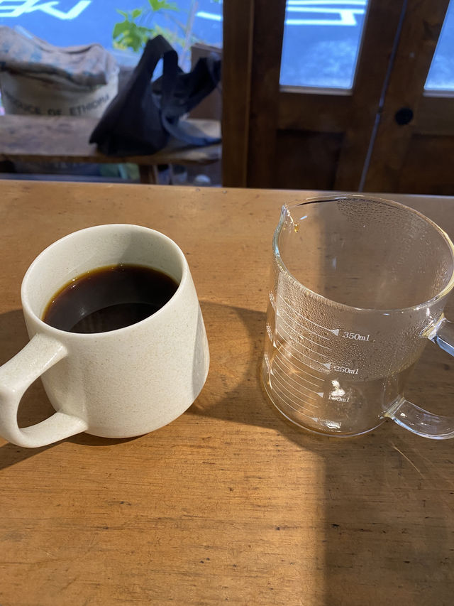 《アアアアアア 豆焙所》體驗手沖咖啡的溫度與香氣
