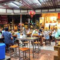 ”โกเบ๊นซ์ข้าวต้มแห้งภูเก็ต“ ร้านอร่อยระดับมิชลิน