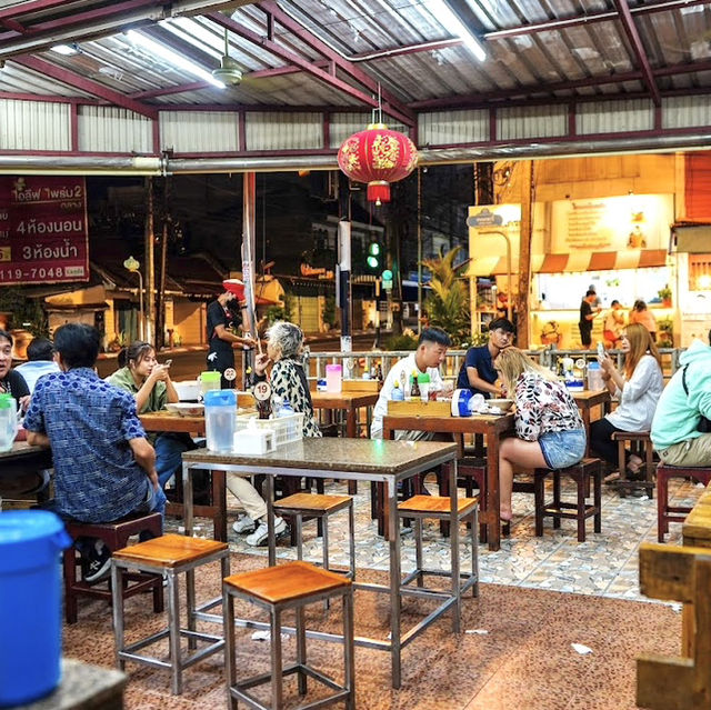 ”โกเบ๊นซ์ข้าวต้มแห้งภูเก็ต“ ร้านอร่อยระดับมิชลิน