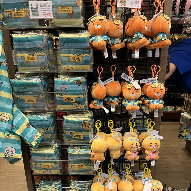 【ワイキキ】日焼けキティちゃんがゲットできる🎀ABC ストア